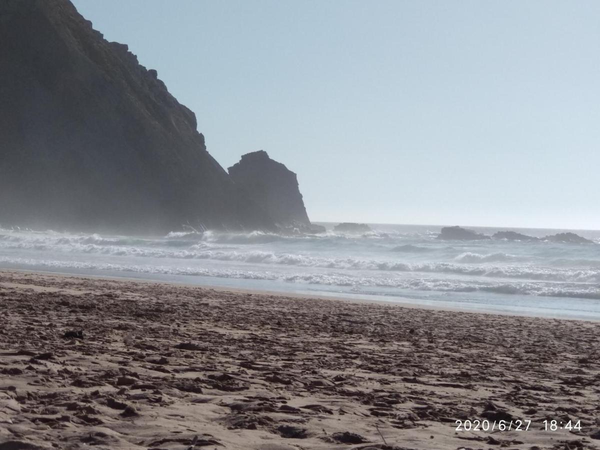 Home Village Vila do Bispo Luaran gambar